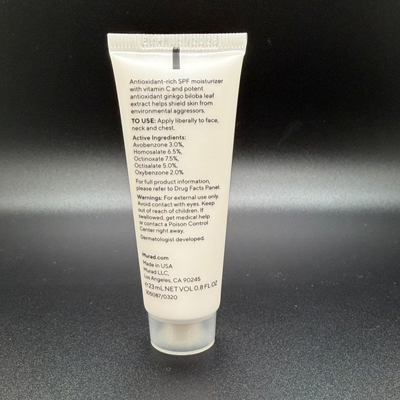 Murad Essential-C Cleanser and Serum Set - Picture 6 of 14